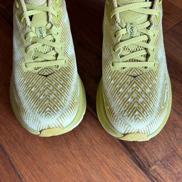 HOKA Clifton 9 Running Shoe Golden Lichen Celery Root 8 - Picture 5 of 12
